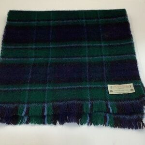James Pringle Weavers, 100% purewool made in Scotland tartan blue & green scarf